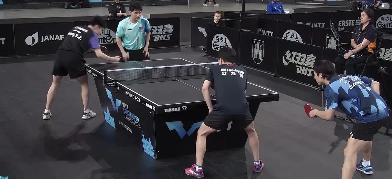 WTT萨格勒布常规挑战赛男双1/4决赛：林诗栋/黄友政大比分3：2胜安宰贤/朴康