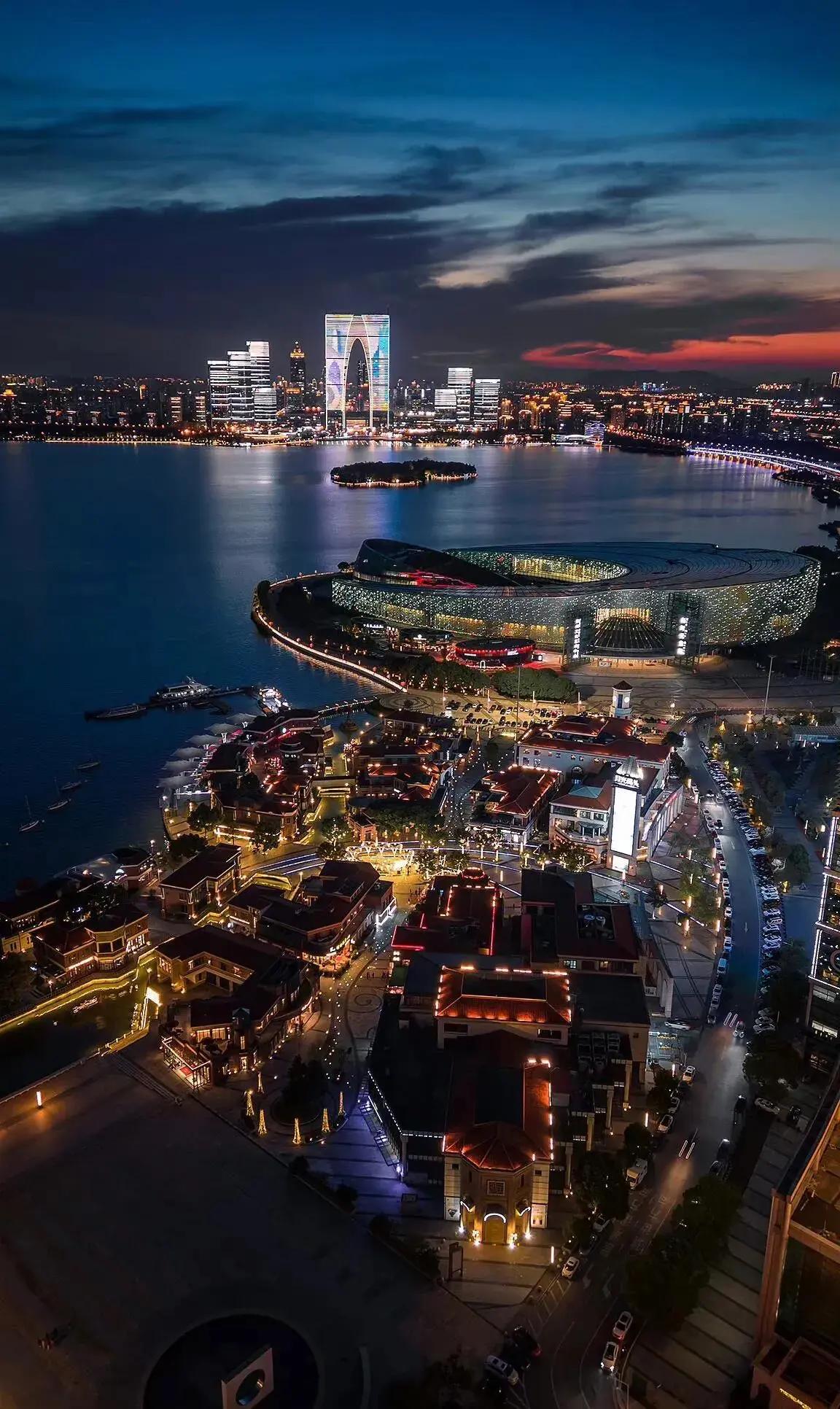 近日，苏州官宣2025年规模以上工业总产值达4.89万亿元，并明确提出2026年