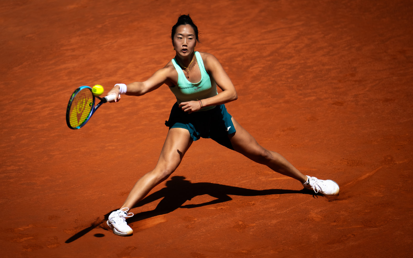 WTA1000罗马站，李吉妮以1-66-46-2逆转张帅，取得赛会首胜。接下