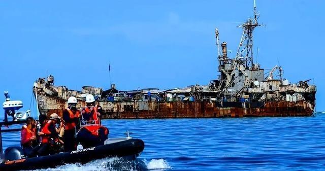 趴在仁爱礁9000多天的菲方破军舰，如今看来彻底拖不走了！补给斗法越闹越丢脸，南