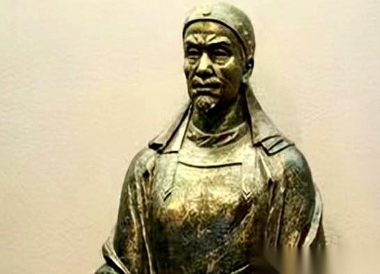 找了整整11年，曾国藩终于在天王府的金銮殿底下，挖出了死对头洪秀全。没有雕龙画