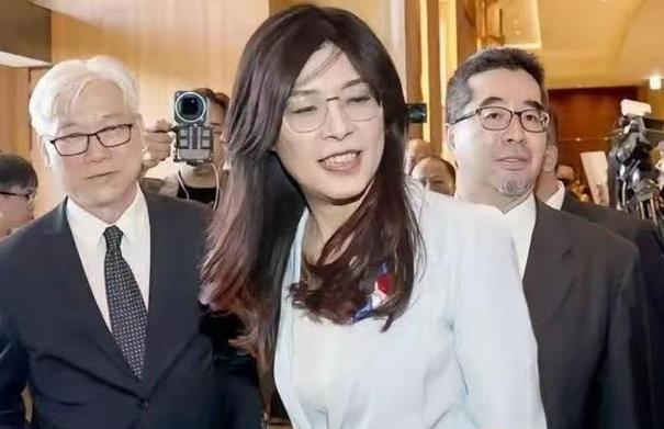 台陆委会公开声明对“国共两党智库论坛”的成果断然否定2月4日，中国台岛省相