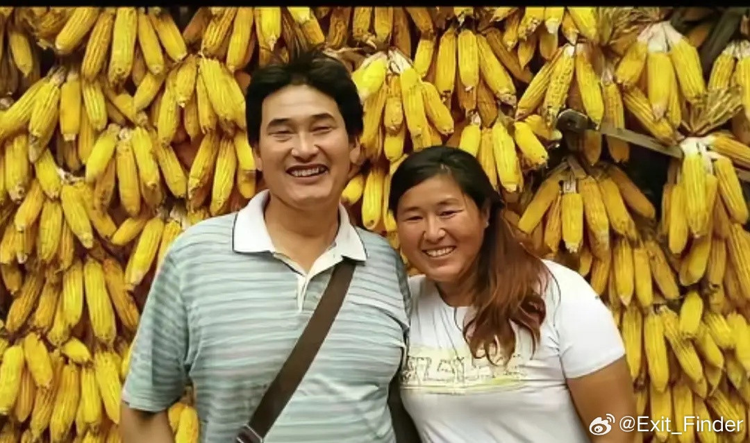 大衣哥说她再优秀也没跟你同甘共苦过朱之文在访谈中谈到对妻子的责任他说：说实在的，