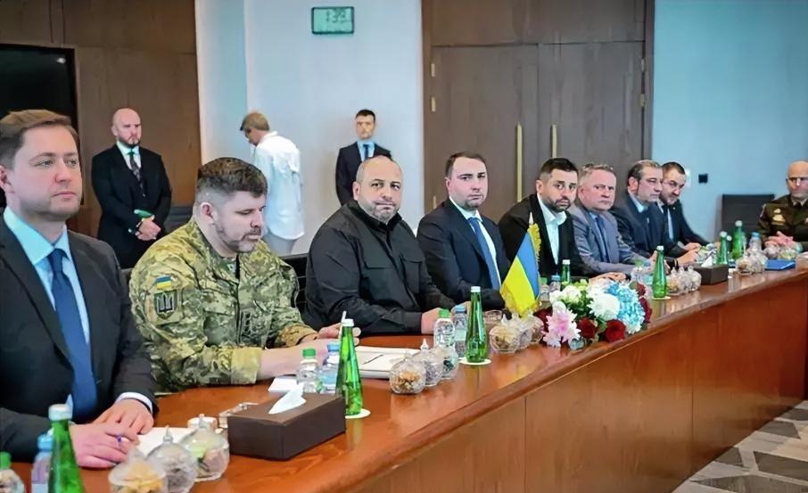 《卫报》指出，美乌俄在日内瓦谈判中最为尖锐、最具原则性的问题为：俄罗斯新领土地位