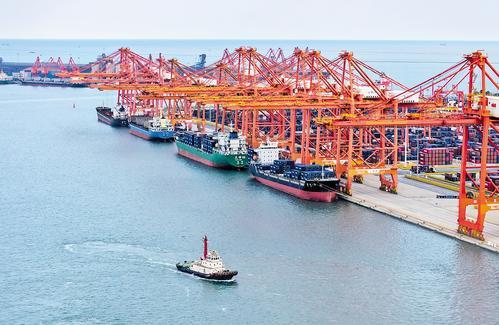 河北港口集团货物吞吐量三年增长超亿吨