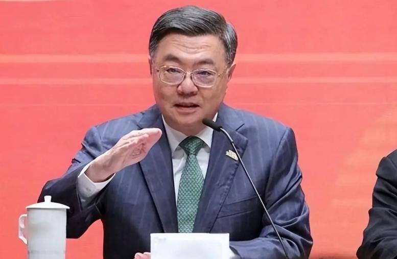 台“行政院长”卓荣泰正式宣布，7月30日，台湾地区行政机构负责人卓荣