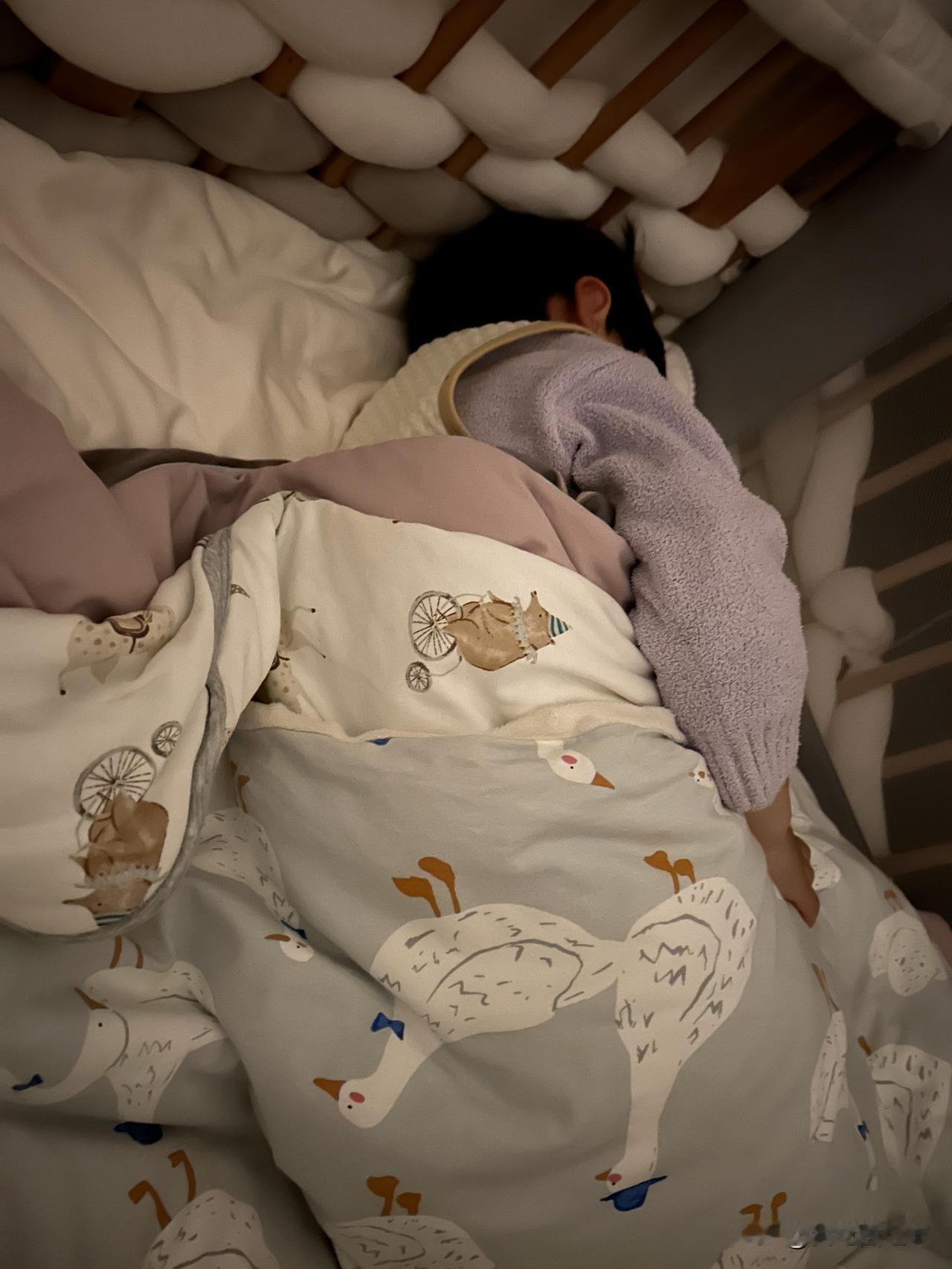 下班回家看到这幕，我的天都塌了！作为职场妈妈，每天掐着点通勤已经够累了今