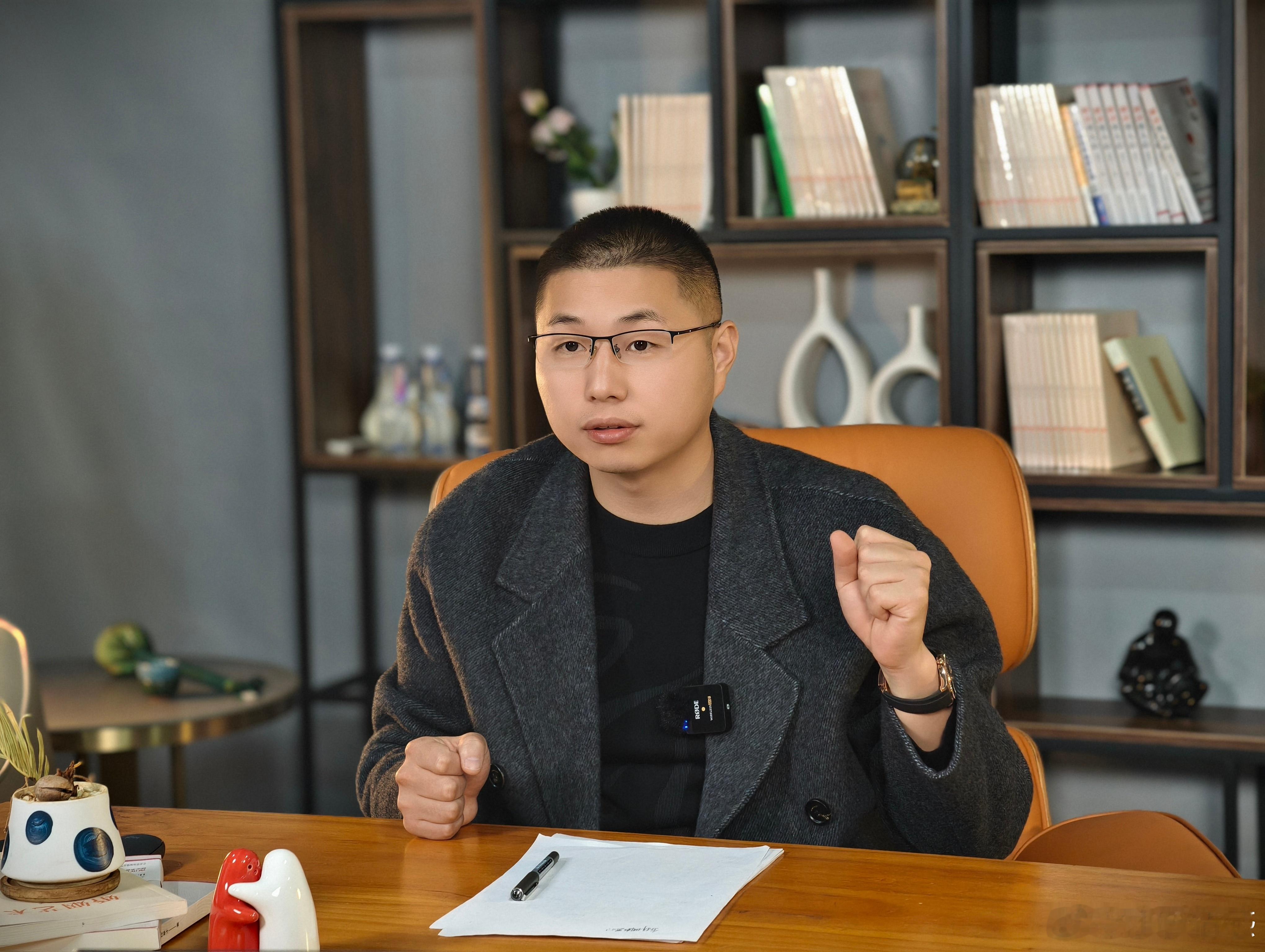 女人过情关，其实就四个字放下执念！这不等于清心寡欲，从此无性无爱。而是让你学会坦