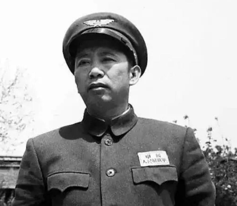 四大野战军的参谋长，有两个参谋长是最特殊的，东野参谋长刘亚楼和华野参谋长陈士榘。