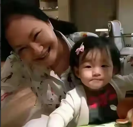 S妈担心的事还是发生了，大S去世过去已经小半年了，孩子们跟马筱梅越走越近，甚至不