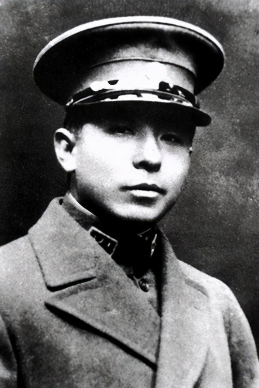 张学良评价杨虎城和汪精卫：1956年张学良第一次公开讲西安事变，说"平心而论