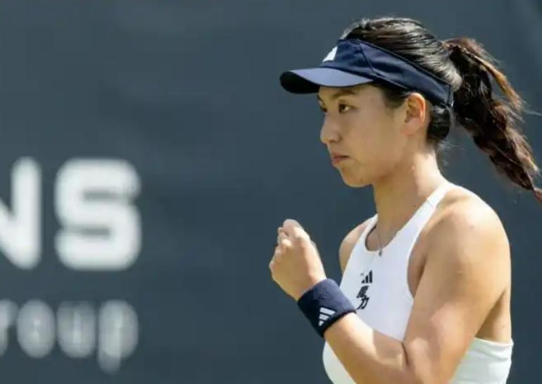 火力全开零封对手，瑜美人顺利晋级WTA500女单第三轮WTA500巴特洪堡草
