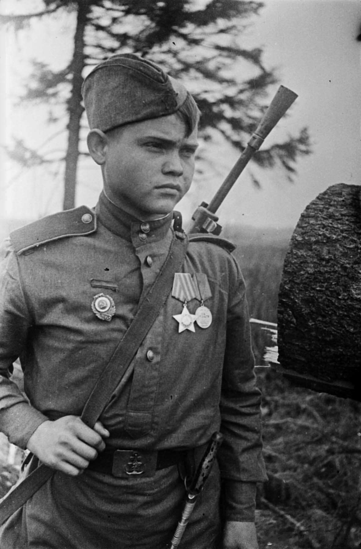 1944年5月11日步兵第51师步兵第287团侦察排侦察兵ГригориПет