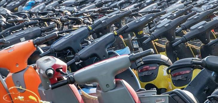 小牛新国标车来了！90公里续航+TCS，4199元起售，这次能打吗？“新国标