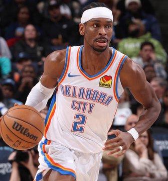 名记卡尔希预测了，西部联盟夺冠热门排行榜。1.雷霆队，有57%的可能性，预计胜