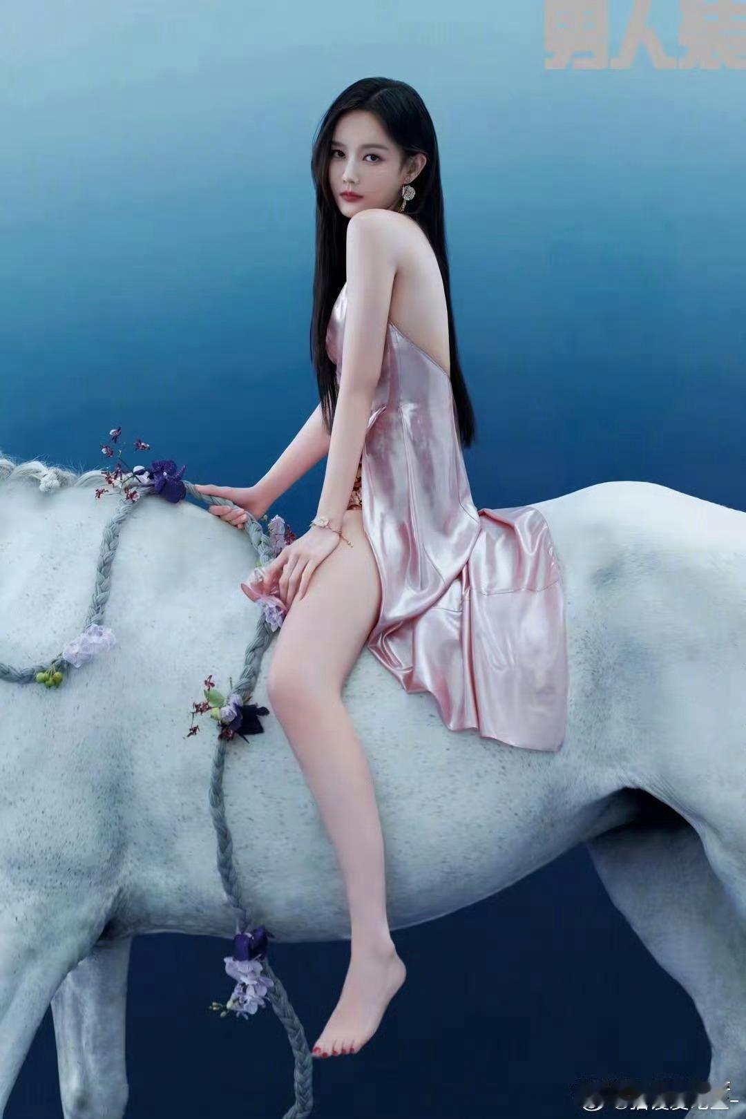 李一桐男人装绝了，这画面好唯美