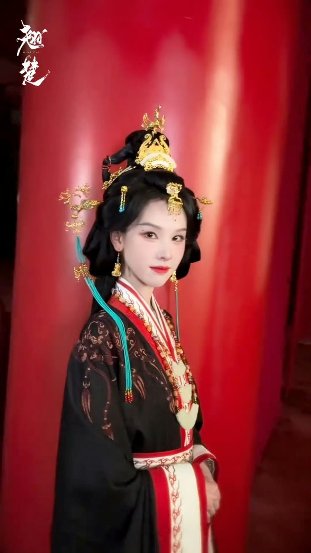 陈都灵这次剧本选对了"罗衣何飘飘，轻裾随风还。顾盼遗光彩，长啸气若兰。"期待【翘