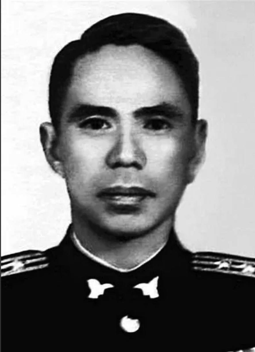 1992年，84岁军统特务头子毛森，临终前，抓住儿子的手，说：“我只有一个憋了4