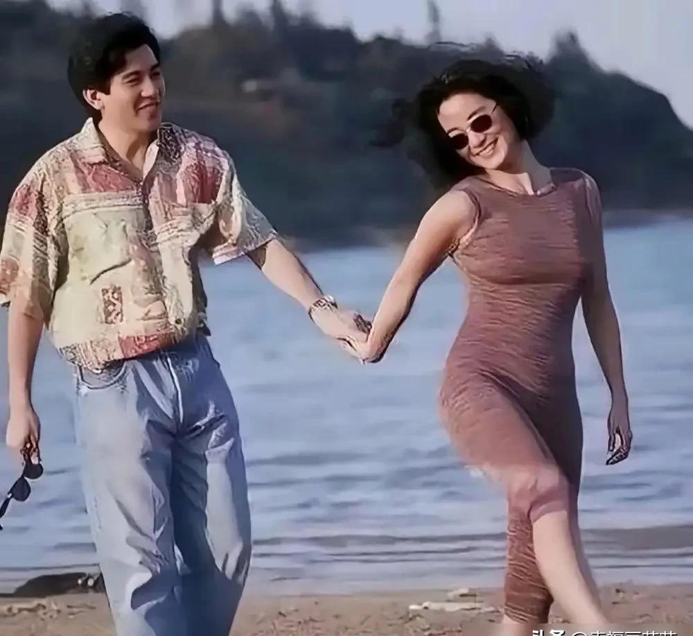 以为爱情就得轰轰烈烈？林青霞的故事告诉你，你可能一直搞错了方向。她曾和秦汉爱