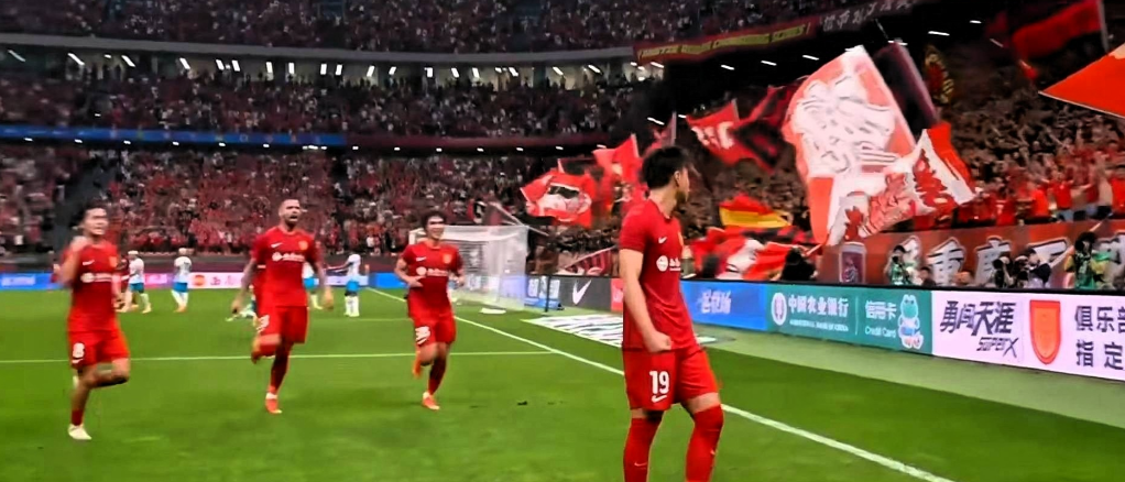 杜月徵迅速成长，我们国家队中锋位置又添一个猛将！张玉宁后继有人啦！经过西协甲的