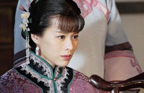 那年花开月正圆胡咏梅第几集黑化的 扮演者胡杏儿资料背景
