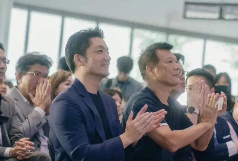 蒋万安可以参加"九三阅兵"，他要是参加了，将会成为中国正史里的历史人物，其影