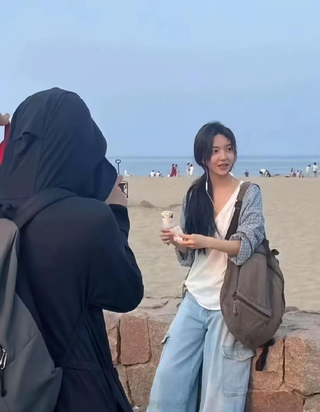 不…你们告诉我这是章若楠？玩呢？​​​