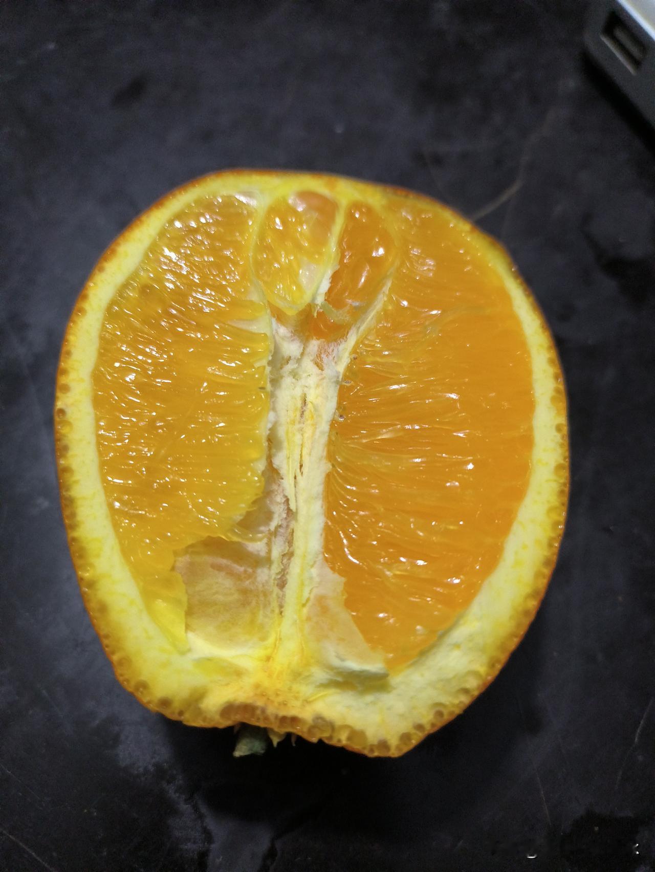 自私的人未必是坏人，不自私的人也未必是好人。若一个人活着，让所有与他接触的人都