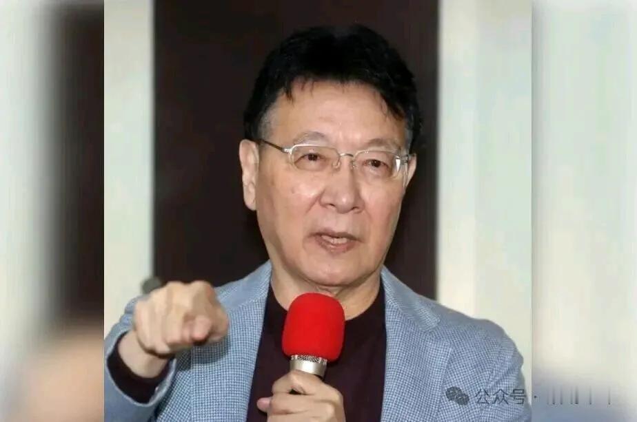 大家都翻篇了，为啥赵少康今天还要出来骂郑丽文？5月9日，赵少康把一堆媒体叫来