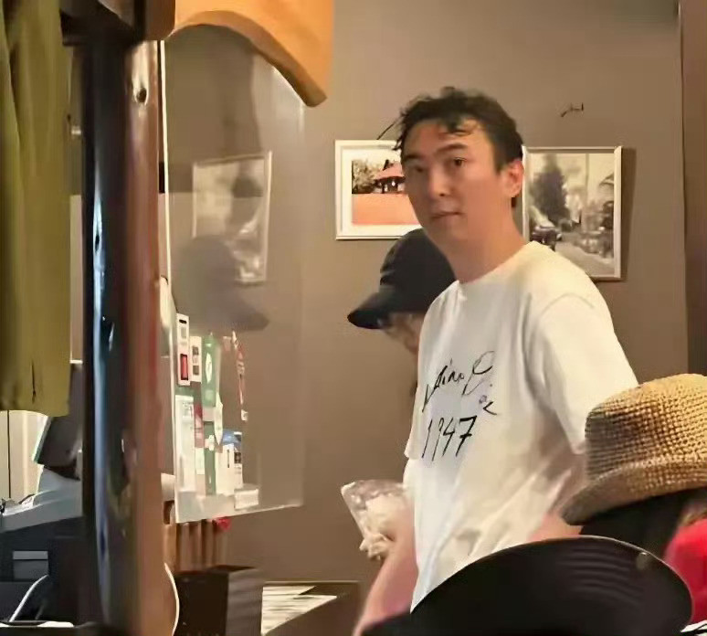 王思聪上海豪宅终于卖了！降4千万脱手，装修9成新，买家血赚​​​​