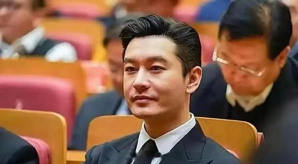 黄晓明公司旗下艺人没有一个红的