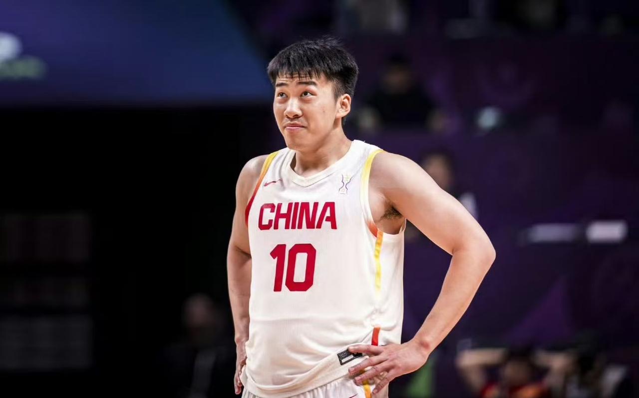 王俊杰赵维伦归队，林葳依旧没入选，杨瀚森即将回国，世预赛表现值得期待随着中国男