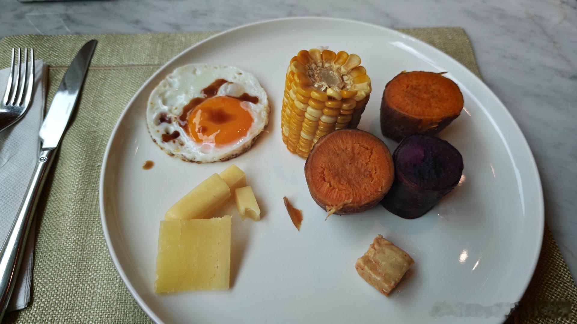 早安各位，这是我今天的早餐，你们早餐吃的啥？