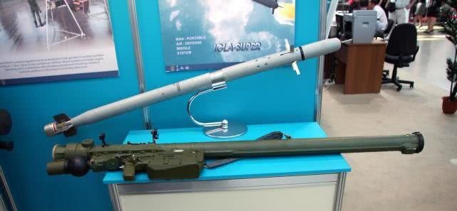 伊朗这下真是把“压箱底”的牌亮出来了。就在美军航母战斗群杀气腾腾地开进地中海，所