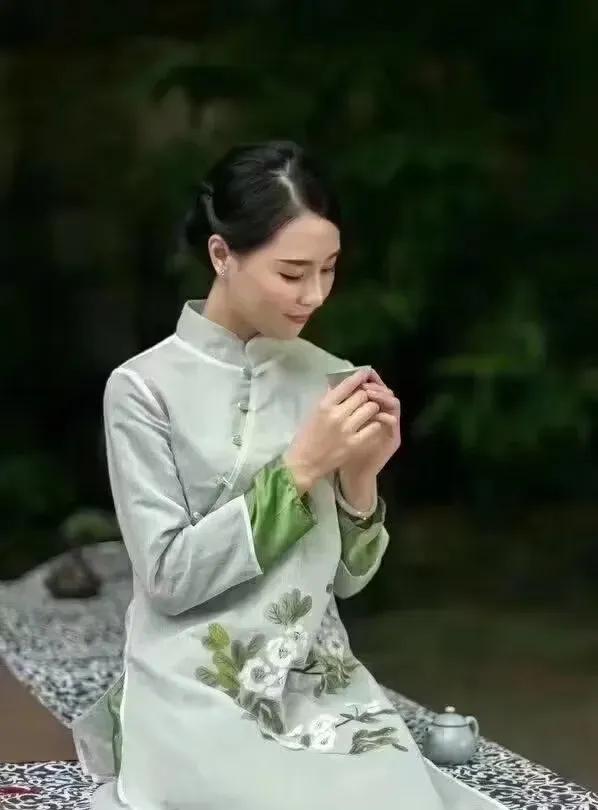 宗萨仁波切：“碰到一个伤害你的人，等于碰上一个珍贵稀有的宝藏，尊敬那个人，善用这