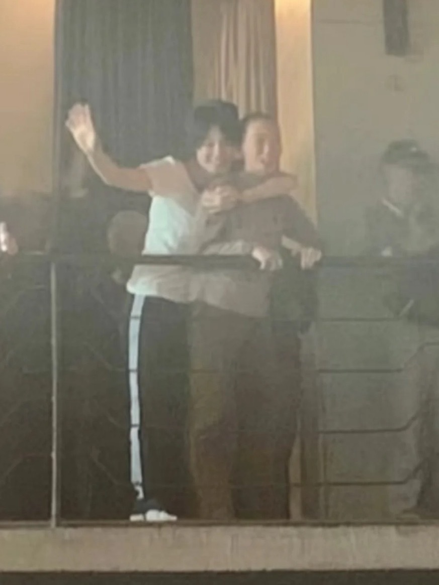 王菲窦靖童都有一种相同的气质可盐可甜，可⋯⋯发型互换～角色互换～