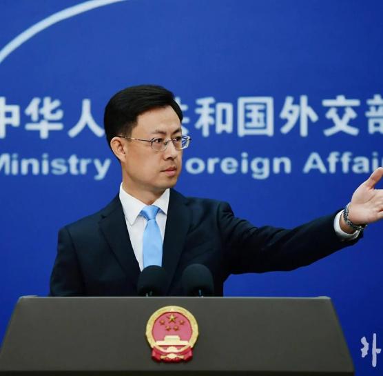 中俄不出声。有人开始慌了！明明是两个大国。偏偏在这时候沉默。这让很多