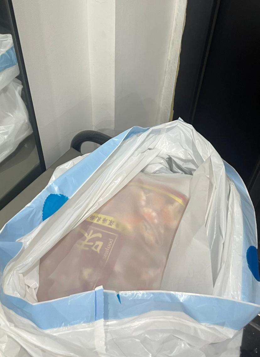 给领导送东西送成垃圾了！！！