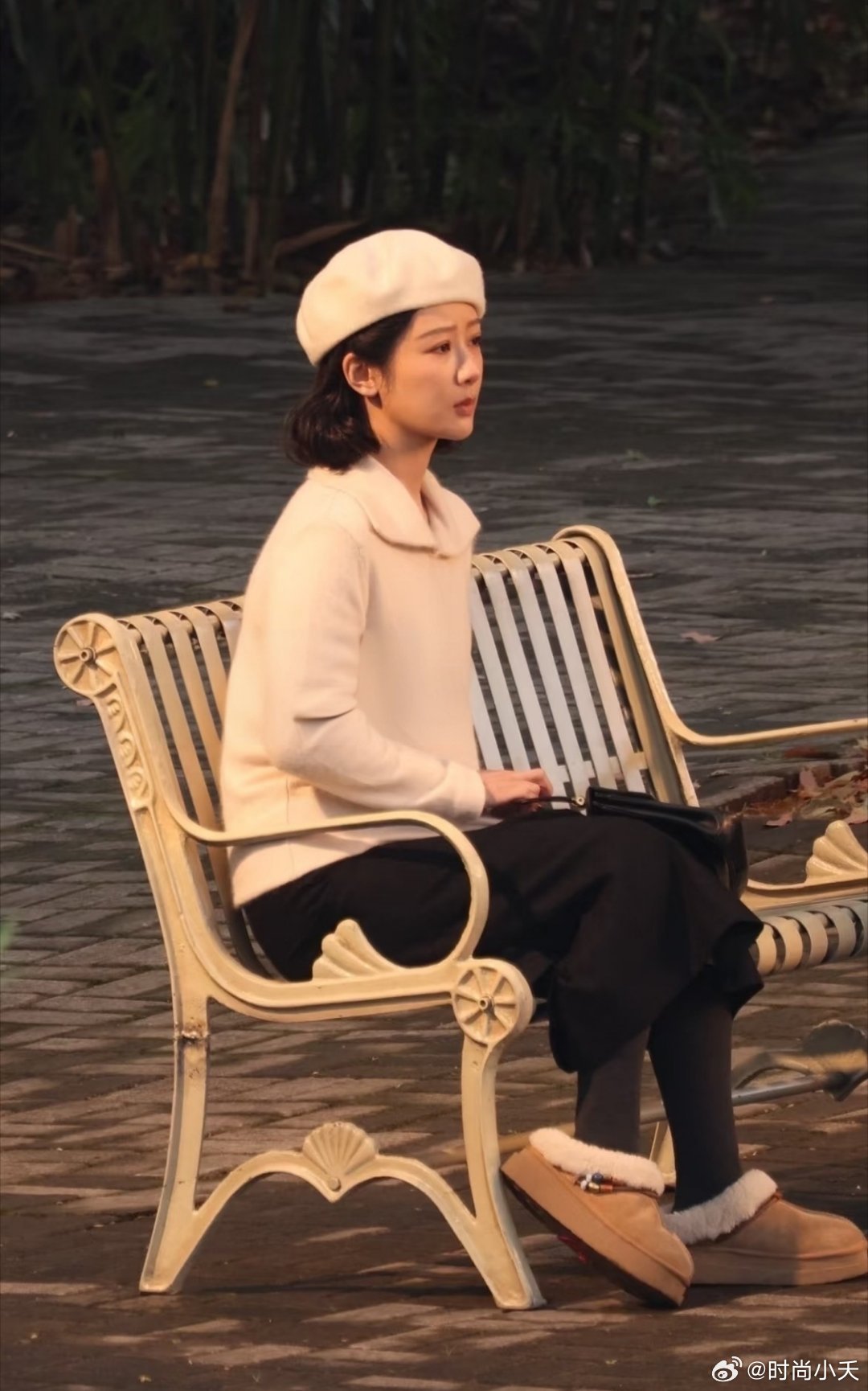 《玉兰花开君再来》路透，杨紫越来越自然，越来越有气质了。