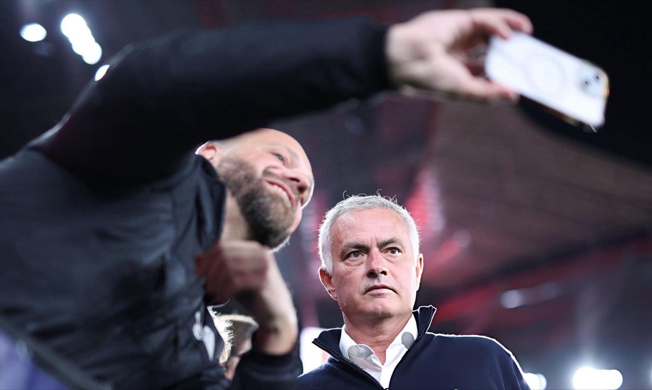 穆里尼奥遭遇欧冠小组赛六连败，年轻的本菲卡还在路上。数据如下：本菲卡0-1勒沃