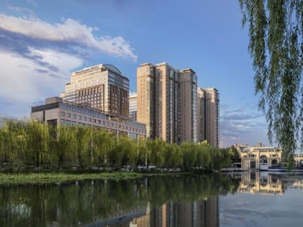 北京四季酒店｜顶奢地标，政要之选立于北京东三环亮马河畔，北京四季酒店是全球