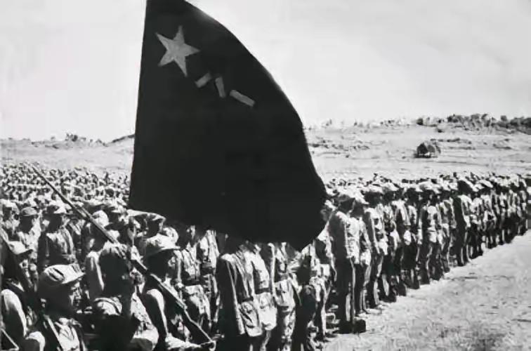 1949年9月，宁夏战役刚刚结束，63军军长郑维山就指着下属一位师长的鼻子破口大