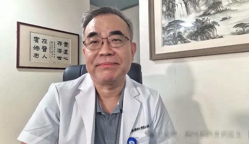 被患者骂了！一位70多岁的老人一进诊室就指着我大骂——“无良医生”他肺里有个结