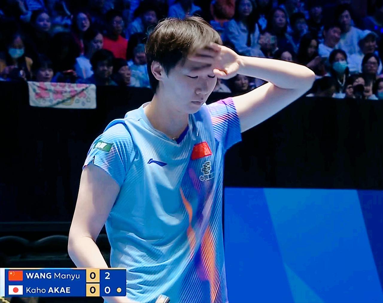 被侯英超笑死了！周钊说：赤江夏星要想王曼昱？需要打出极致的角度。侯英超说