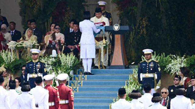 印尼总统普拉博沃: 几百年来外国势力试图掠夺财富, 军队要守护国家资源