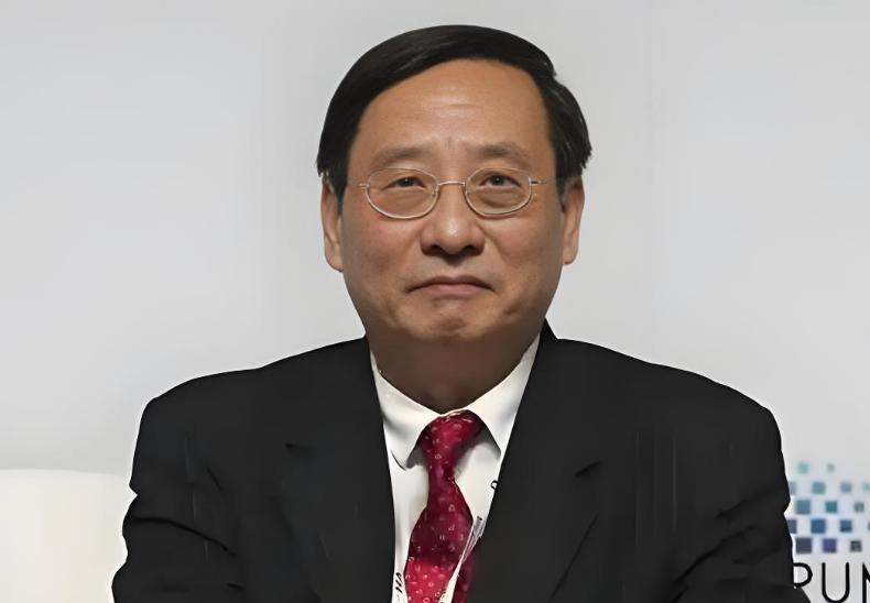 有美国学者质疑高志凯：你的国家迅速发展武力，已严重威胁到了周边邻国的安全关切。