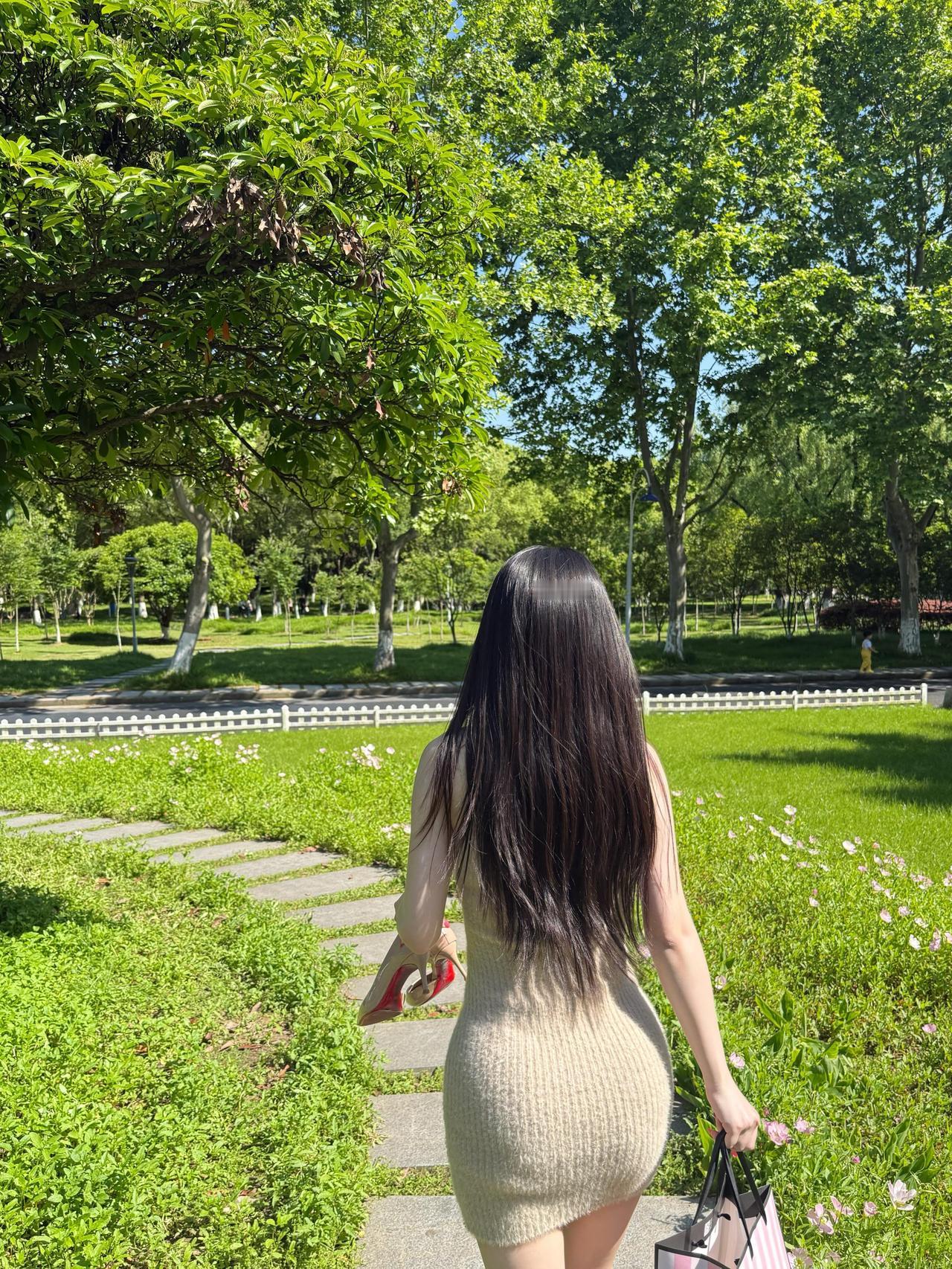 人这一辈子，命里有时终须有，命里无时莫强求。有些人你就是留不住，有些钱