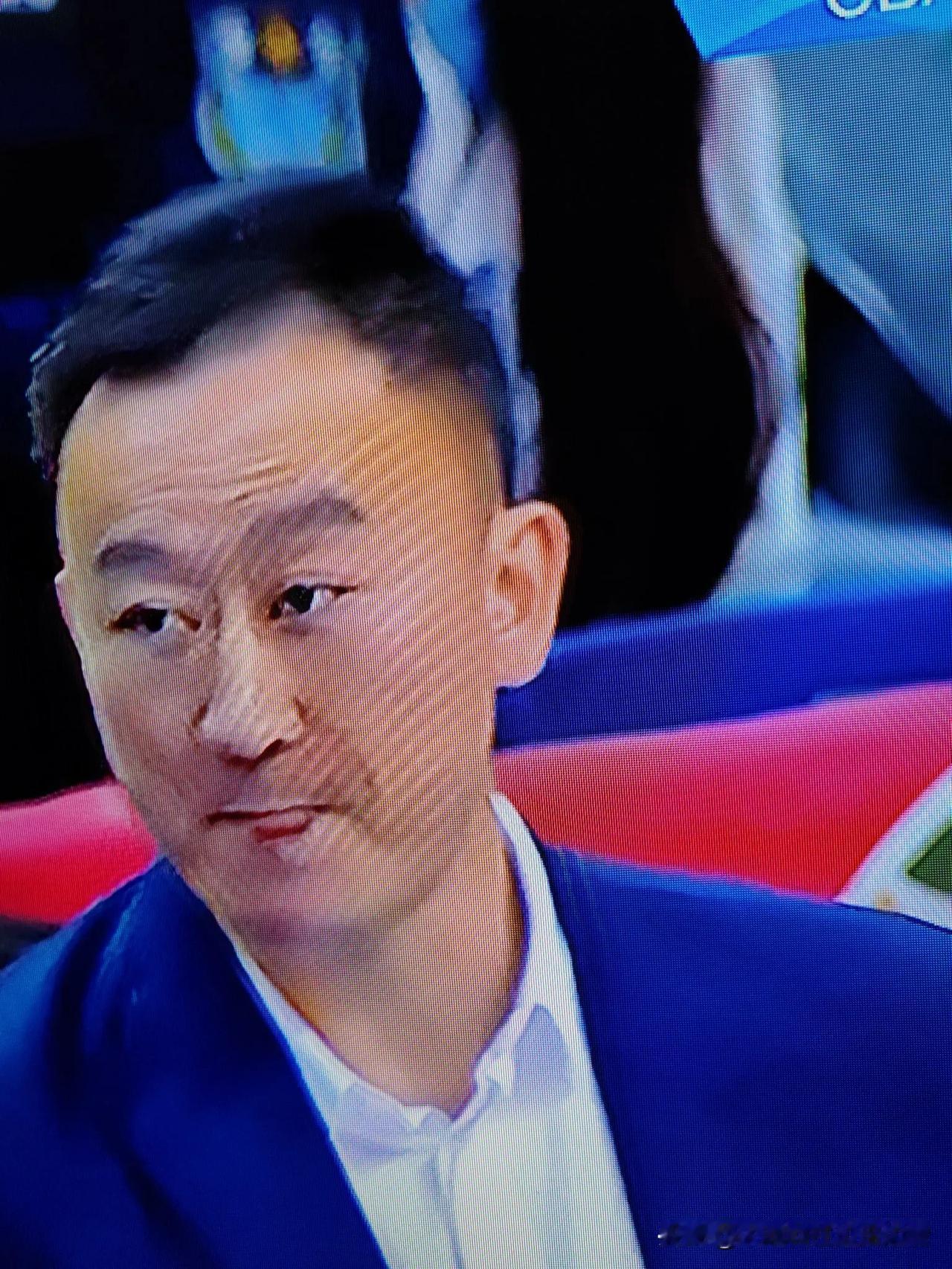 新赛季有点像黑马的南京被山西打的底脚朝天，输了整整26分，没有在主场争足脸面，毕