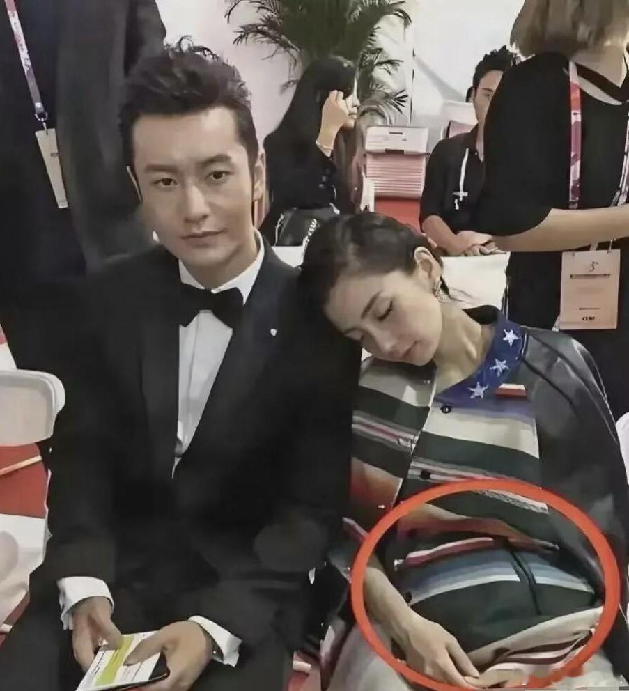 当年杨颖怀着儿子的时候，旧衣服因为身形变化变得窄小穿不了了，于是去买了一条100