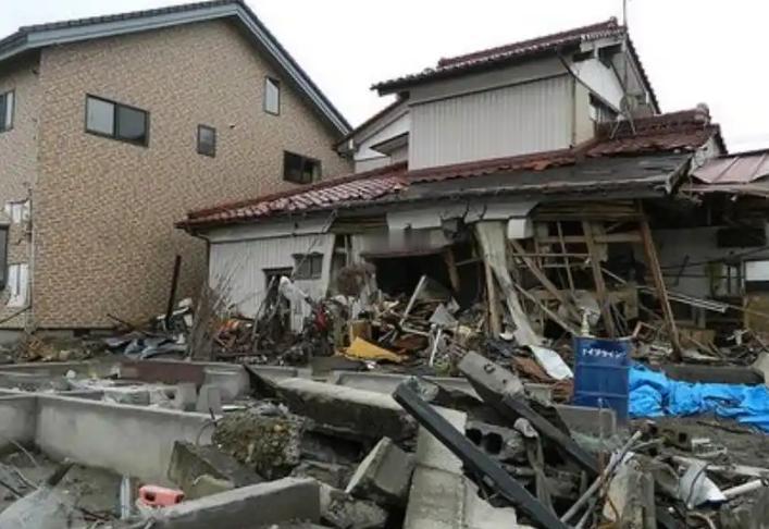 还是地震管用！全世界人民反对日本排放核废水，人家压根都不鸟你，可地震一来，人家主